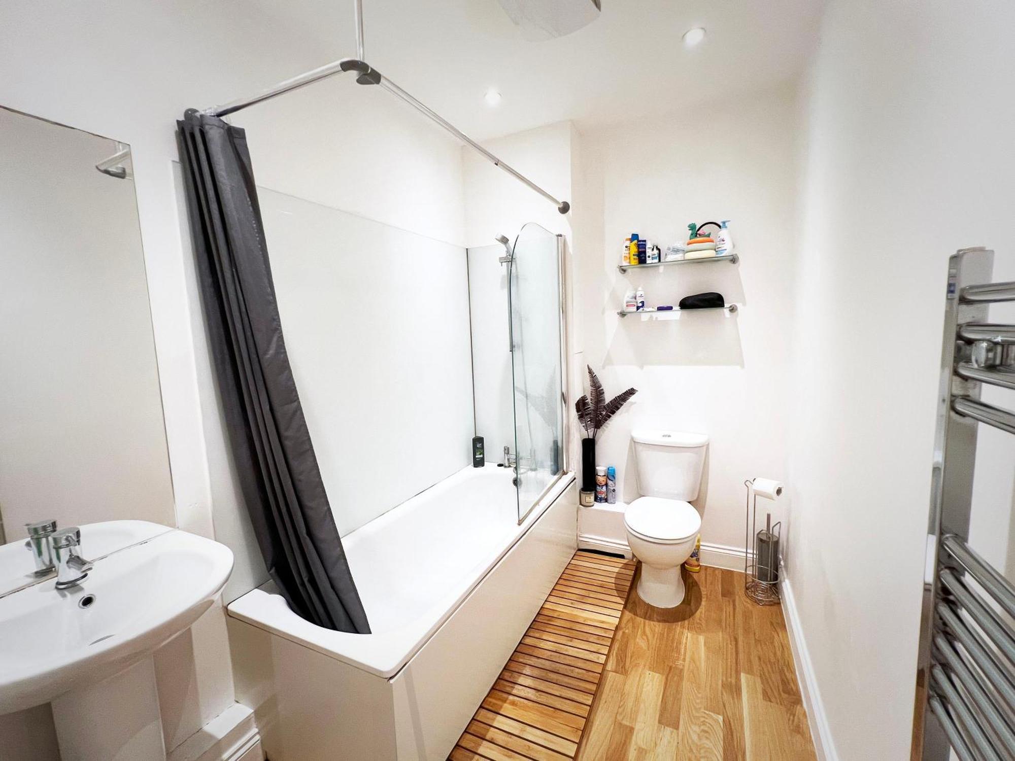 Bedroom 2, Queens Road Лондон Екстер'єр фото